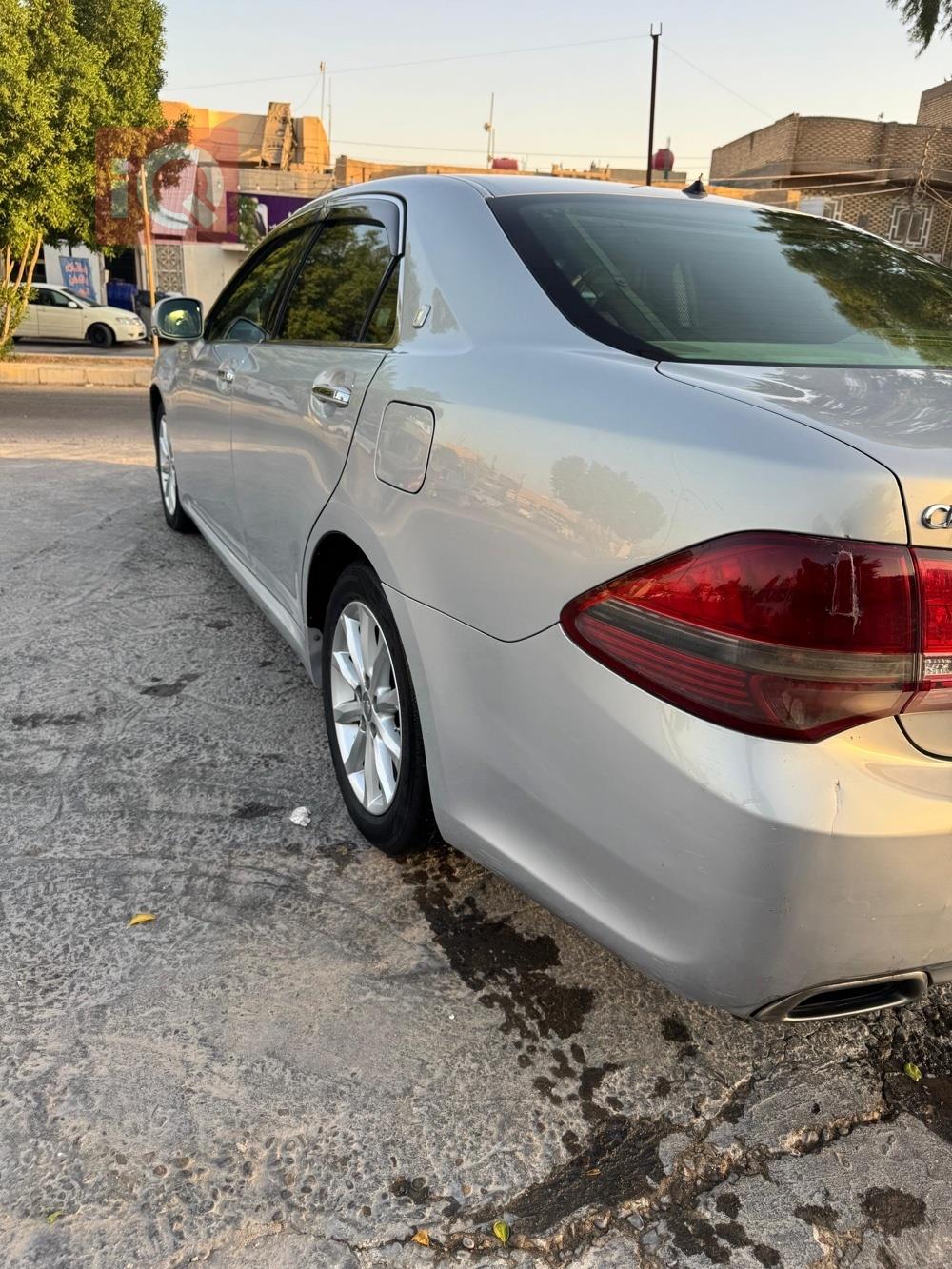 تۆیۆتا کراون